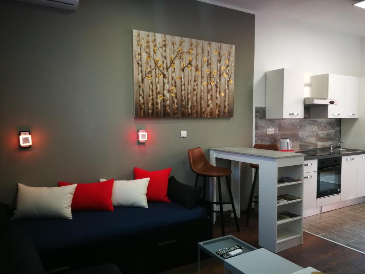 Griva Studio Apartman ザダル エクステリア 写真